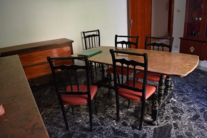 Appartamento trilocale in vendita in Via Roma, Carpino