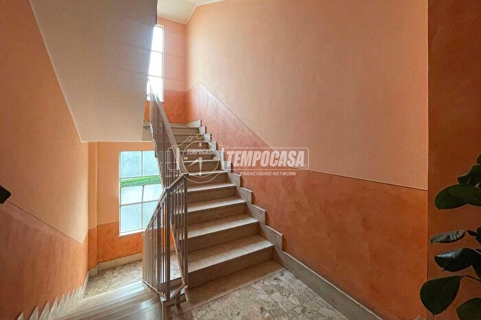 Appartamento trilocale in vendita in Via Roma, Pino Torinese