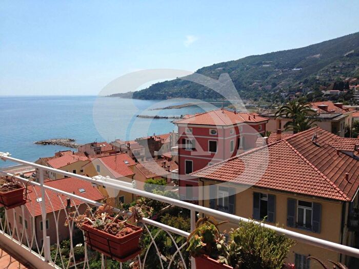 Appartamento bilocale in affitto in Corso Regina Margherita, Ospedaletti