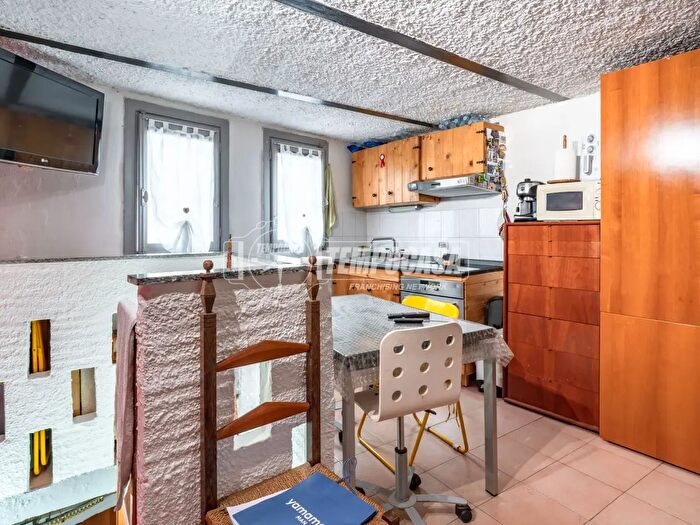 Appartamento bilocale in vendita in Via Dante, Caronno Pertusella