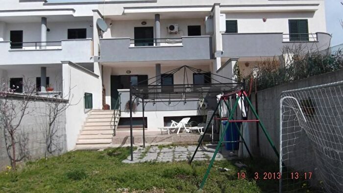 Casa con 5 locali in affitto in Via Massimo D'Antona, Casale Materdomini, Brindisi