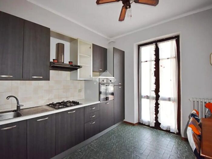 Appartamento quadrilocale in vendita in Via Circonvallazione, Ivrea