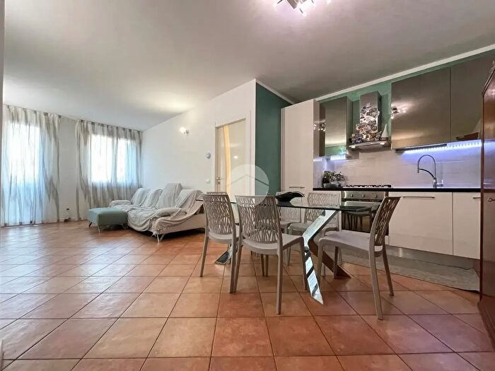 Appartamento trilocale in vendita in Piazza Libertà, Travagliato