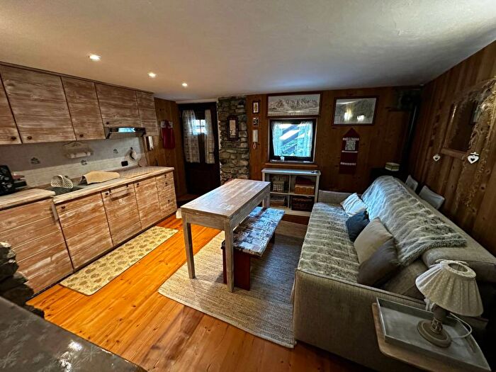 Appartamento bilocale in affitto in Frazione Epinel, Epinel, Cogne