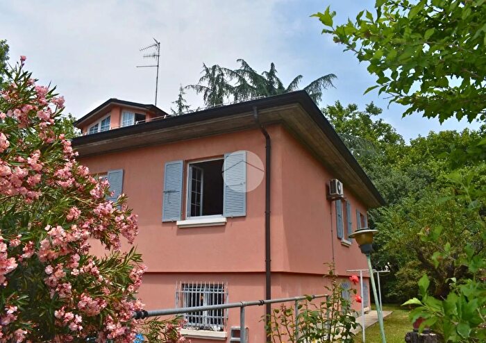 Casa con 5 locali in vendita in Via XXIV Maggio, Parma
