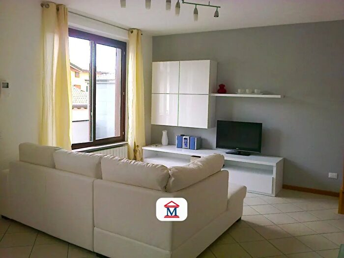 Appartamento trilocale in vendita in Rossini, Ponte San Pietro