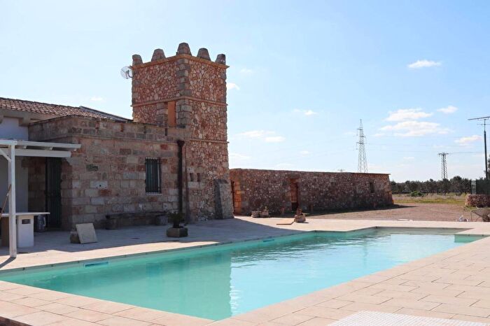 Casa con 7 locali in vendita in SC Nord SNC, Surbo