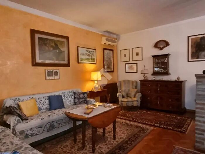 Appartamento con 5 locali in affitto in Via Commenda, Calderara Di Reno