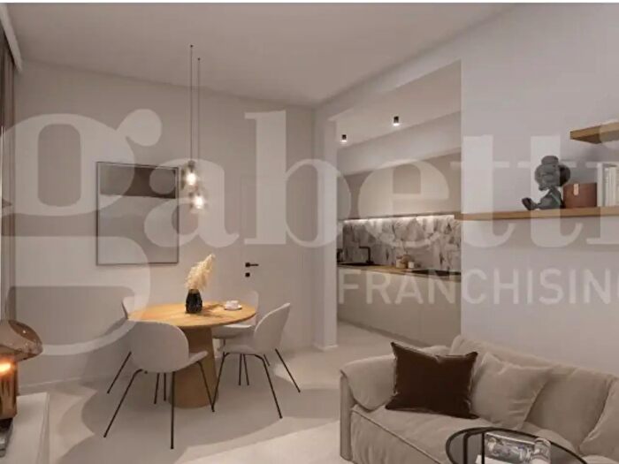 Appartamento trilocale in vendita in Via Beppe Fenoglio, Bologna