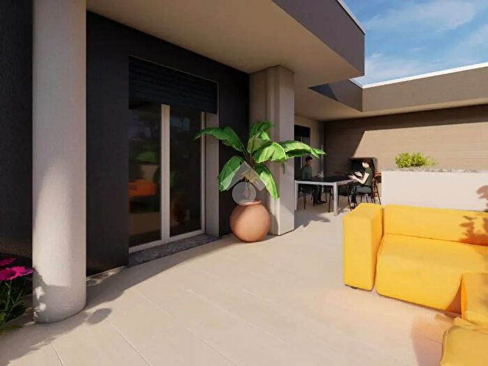 Appartamento quadrilocale in vendita in Via degli Orti, Arese