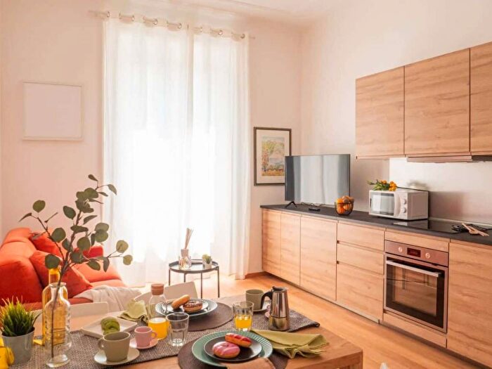 Appartamento bilocale in affitto in Corso Plebisciti, Plebisciti Susa, Milano
