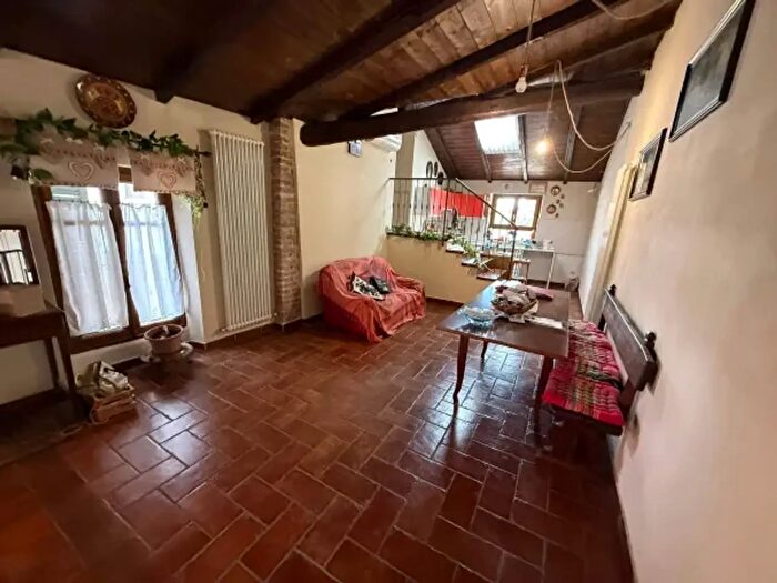 Casa con 6 locali in vendita in Via Torre, Castelspina