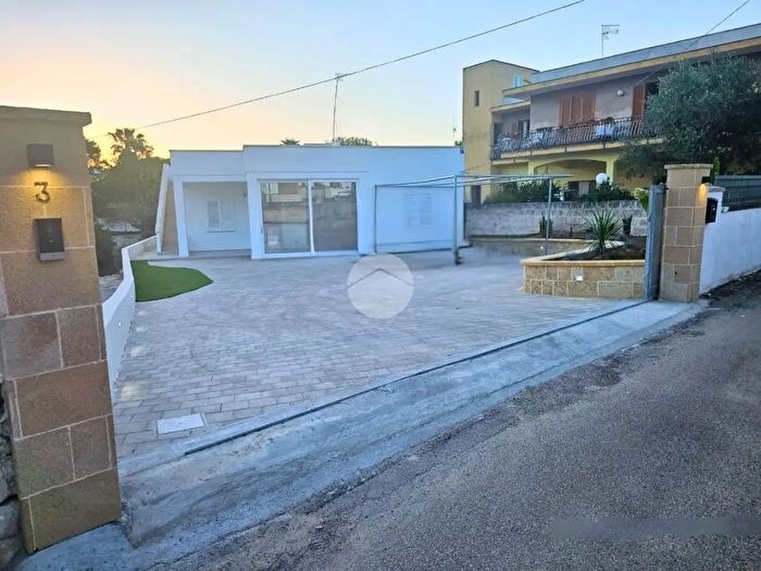 Casa quadrilocale in vendita in Strada Marchesana, Nardo