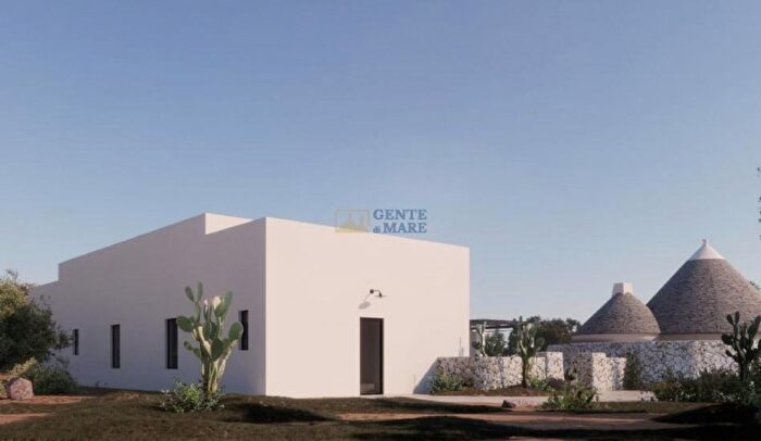 Casa con 8 locali in vendita in Ostuni