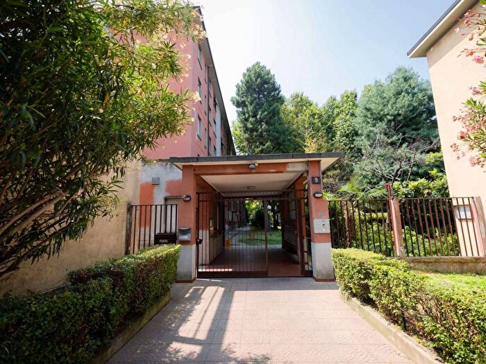 Appartamento monolocale in affitto in via Jacopino da Tradate, Certosa, Milano