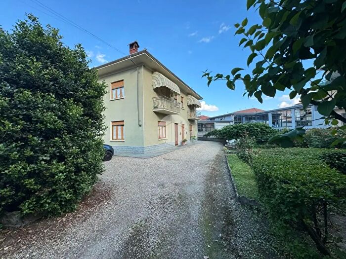 Case in Vendita e in Affitto - 3