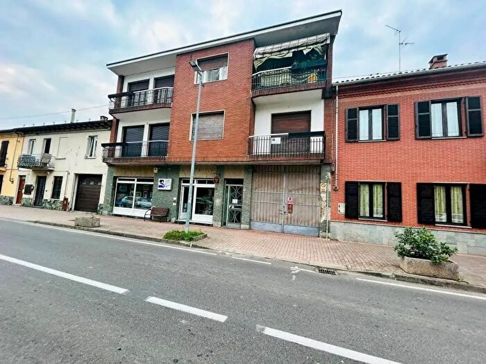 Appartamento trilocale in vendita in Via Settemb, Montegrosso D'Asti