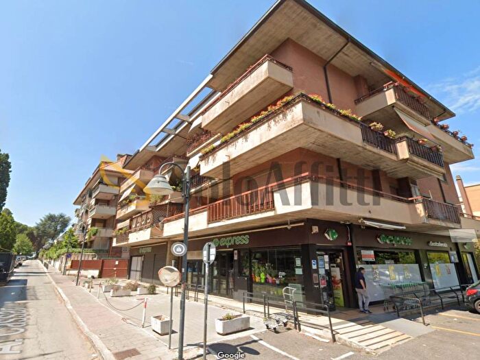 Appartamento quadrilocale in affitto in Via A Cassani, Centro, Grottaferrata