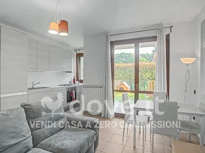 Appartamento bilocale in vendita in Via Luigi Capuana, Barlassina