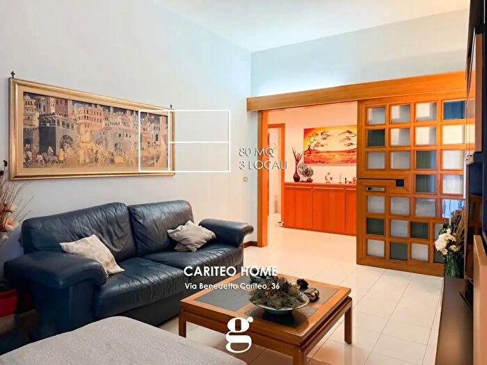 Appartamento trilocale in vendita in Via Benedetto Cariteo, Napoli