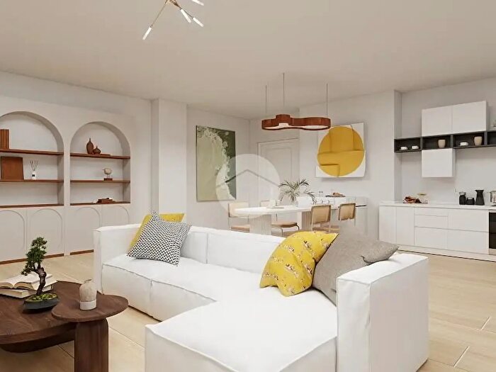 Appartamento trilocale in vendita in Via Romualdo Bonfadini, Milano