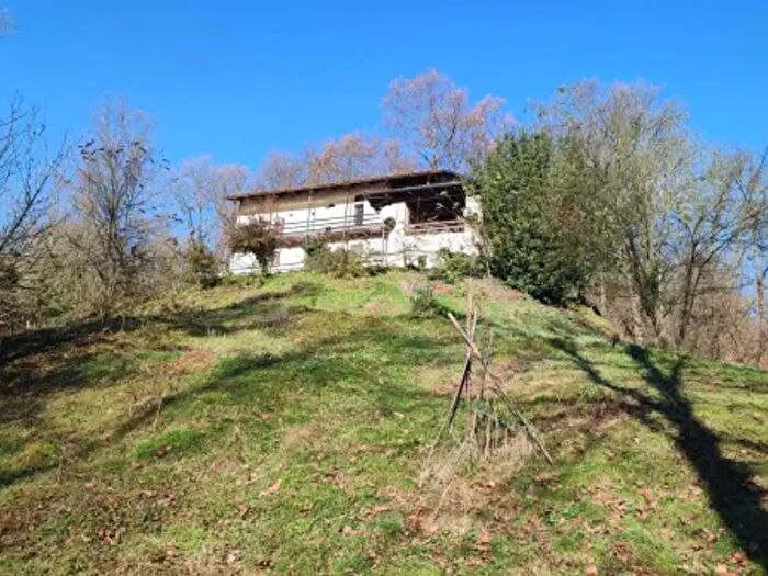 Casa con 5 locali in vendita in Via Barba, Pagno