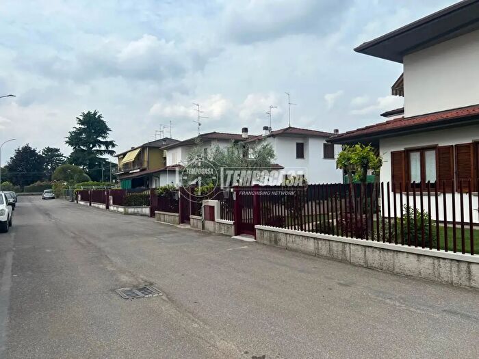 Appartamento trilocale in vendita in Ospitaletto
