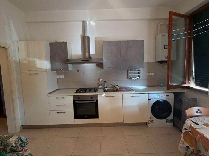 Appartamento bilocale in affitto in Viale Guglielmo Marconi, Centro, Poggibonsi