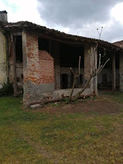 Casa in vendita in Via Dante Alighieri Crespiatica, Crespiatica