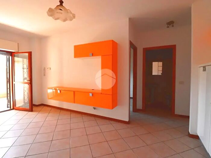 Appartamento bilocale in vendita in Via degli Arroni, Terni