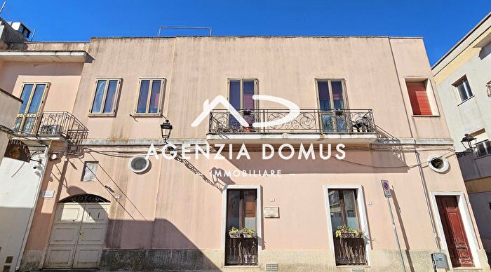 Appartamento con 5 locali in vendita in Piazza Giancarlo, Racale