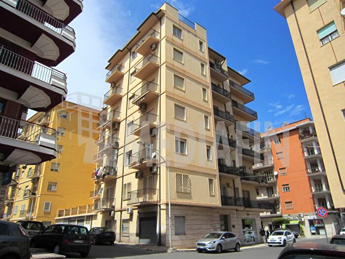 Appartamento con 8 locali in affitto in Via Taranto, CoriglianoRossano