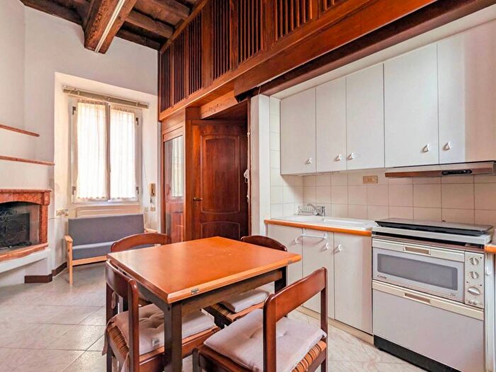 Appartamento bilocale in affitto in Via Alboino, Centro Storico, Pavia