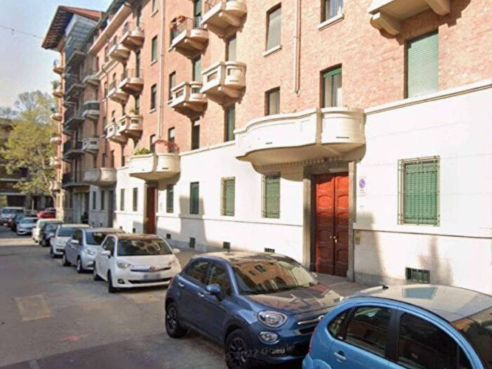 Appartamento con 6 locali in affitto in via Capelli, Parella, Torino