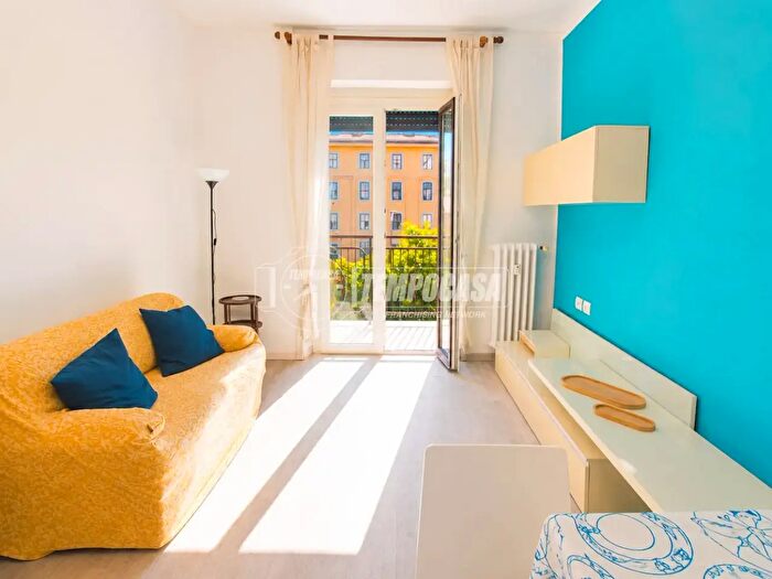 Appartamento bilocale in vendita in Viale Lucania, Milano