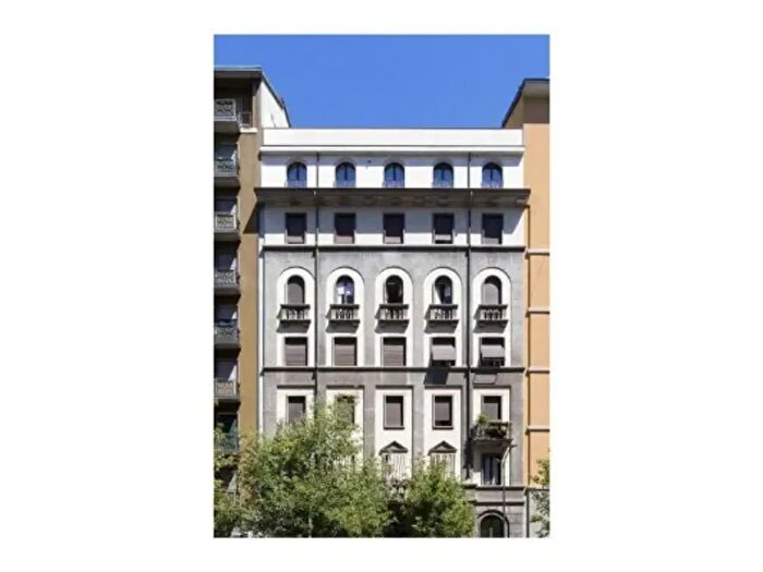 Appartamento quadrilocale in vendita in Via Washington, Milano