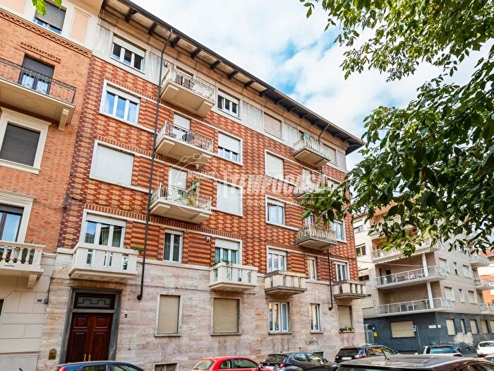 Appartamento quadrilocale in vendita in Via Carlo Bossi, Torino