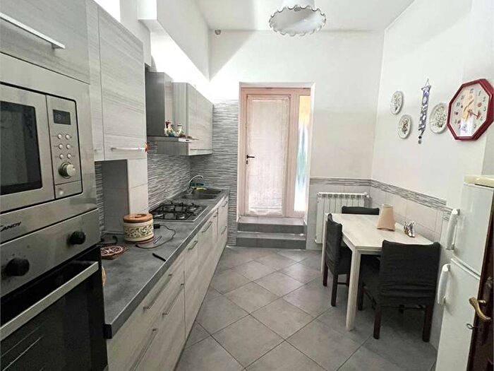Casa con 6 locali in affitto in Via Abbazia, Asseggiano, Venezia