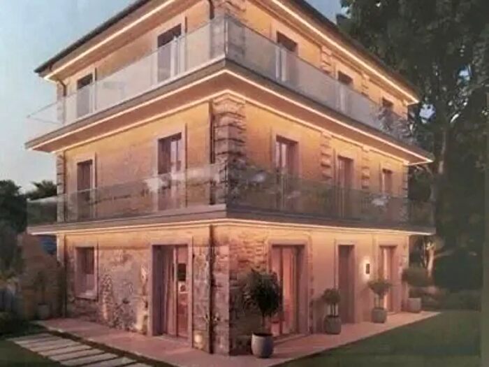 Appartamento con 5 locali in vendita in Via Vittorio Emanuele, San Giovanni Teatino