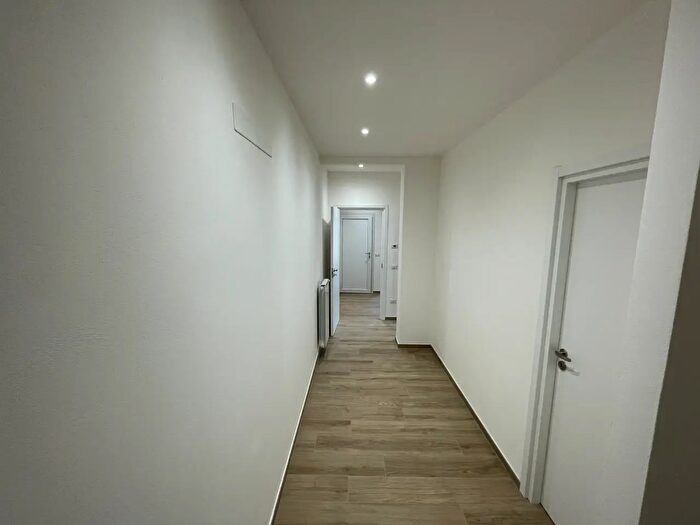 Appartamento trilocale in vendita in Via Renato Fucini, Cecina