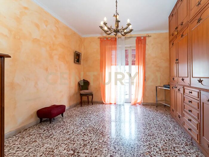 Appartamento trilocale in vendita in Via Giambattista Pensabene, Catania
