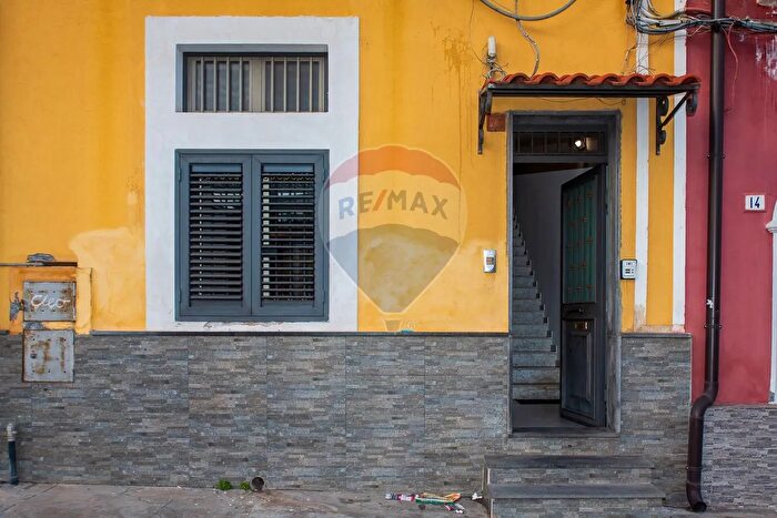 Appartamento quadrilocale in vendita in Via Cosentino Sava, Catania