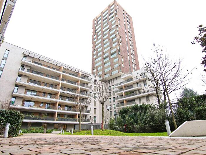 Appartamento bilocale in vendita in Via Ippodromo, Gallaratese, Milano