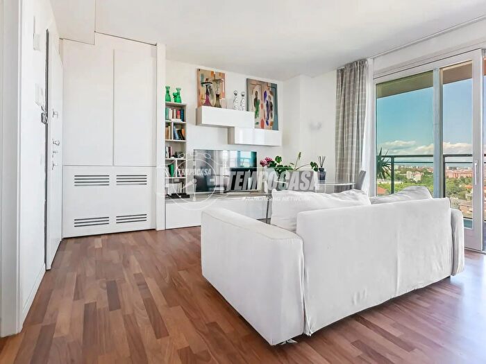 Appartamento trilocale in vendita in Via Carlo Imbonati, Milano