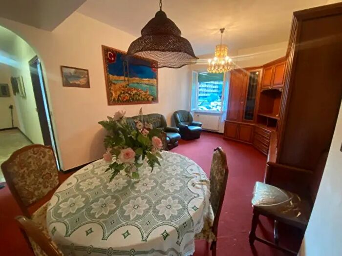 Appartamento con 5 locali in vendita in Via Monsignor Salvatore Vattuone, Sestri Levante