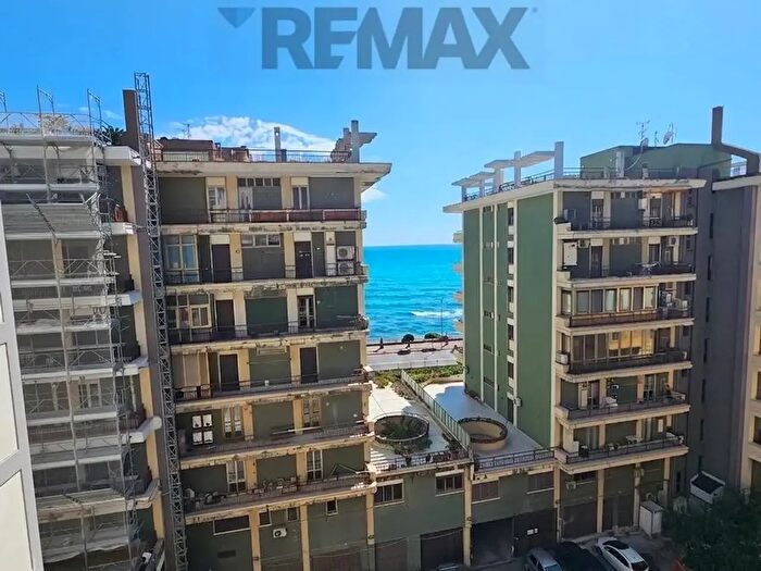 Appartamento quadrilocale in vendita in Salerno