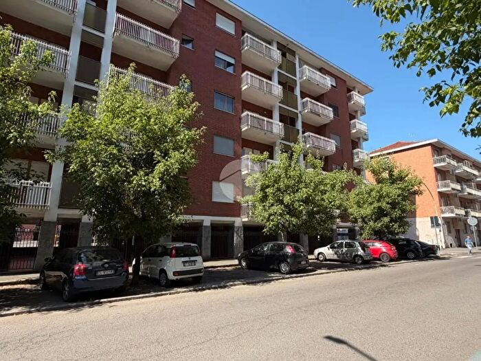 Appartamento trilocale in vendita in Via Sciesa, Venaria Reale