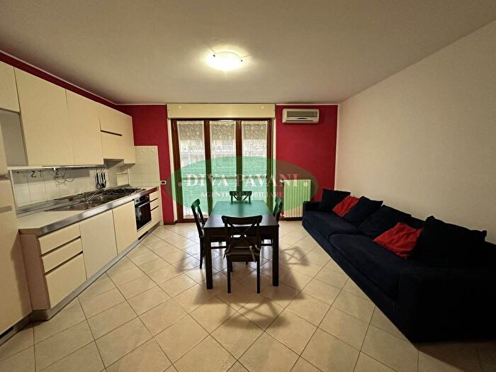 Appartamento bilocale in affitto in Via Strasburgo, Centro, San Donato Milanese