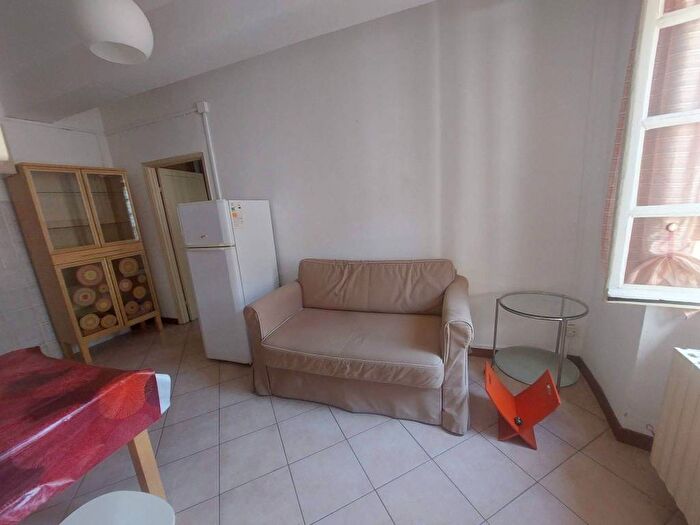 Appartamento bilocale in affitto in Via Camillo Rondani, Centro Storico, Parma