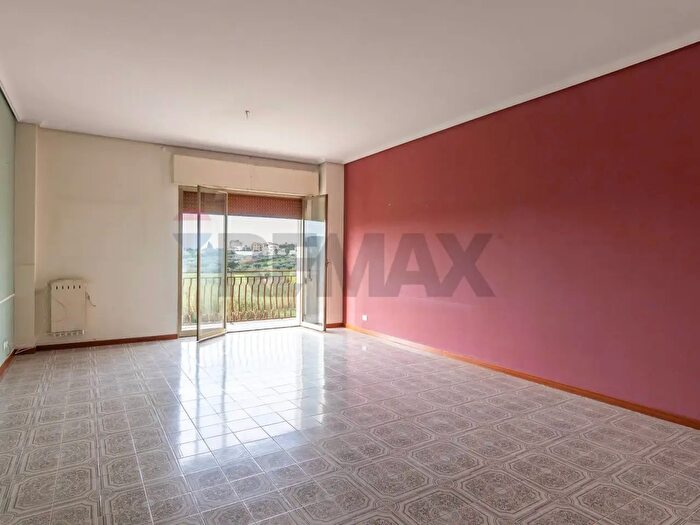 Appartamento con 7 locali in vendita in Via Righi, Comiso